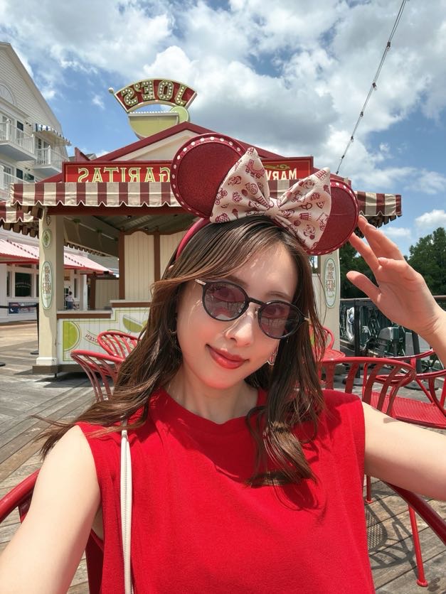 夏の大人ディズニーコーデ
